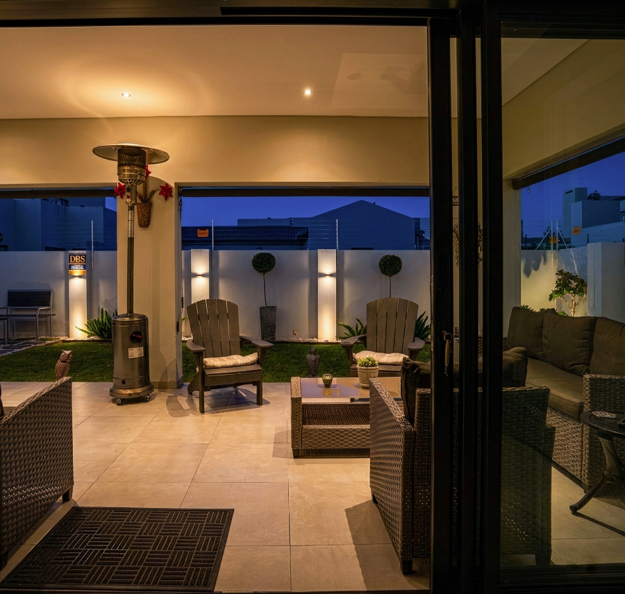 4 Bedroom Property for Sale in Sandown Western Cape